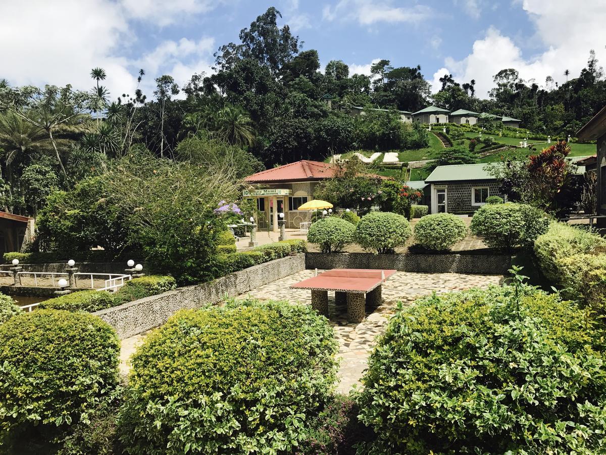 La Vallee De Bana Exterior photo